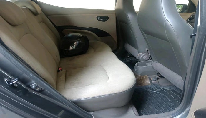 2011 Hyundai i10 SPORTZ 1.2, Petrol, Manual, 1,78,187 km, interior