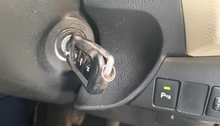 2016 Toyota Corolla Altis G PETROL, Petrol, Manual, 1,10,172 km, interior