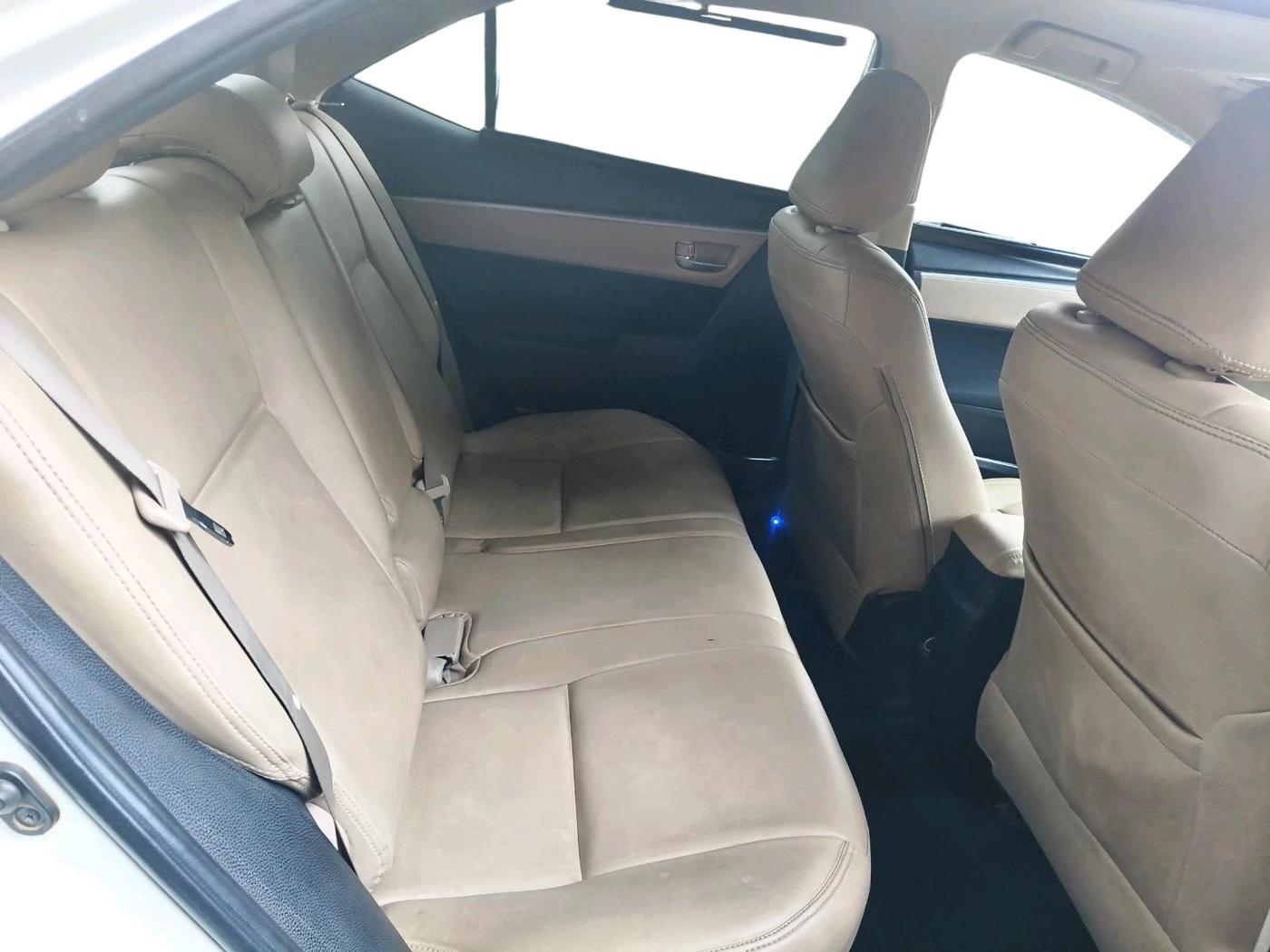 2016 Toyota Corolla Altis G PETROL, Petrol, Manual, 1,10,172 km, interior