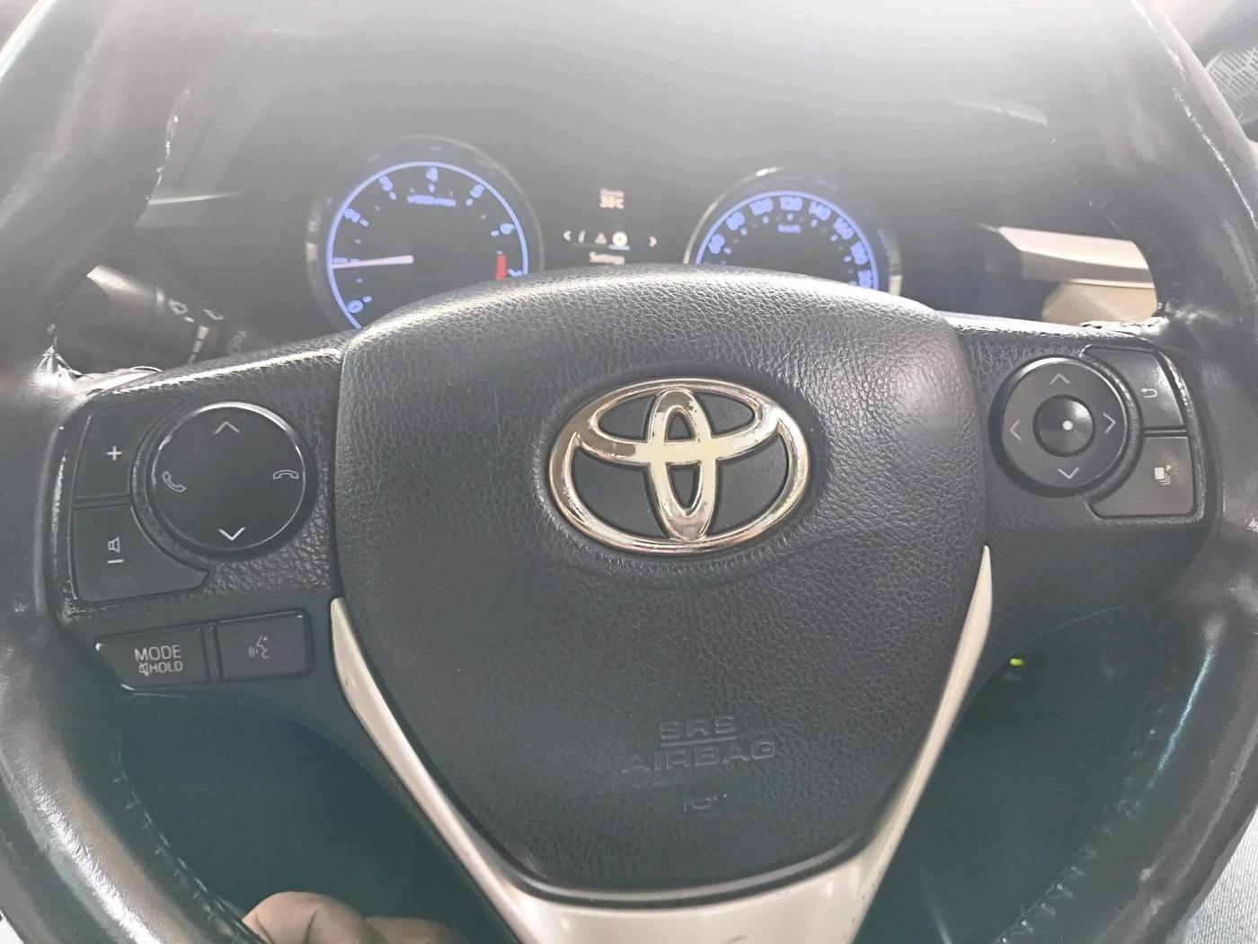 2016 Toyota Corolla Altis G PETROL, Petrol, Manual, 1,10,172 km, interior