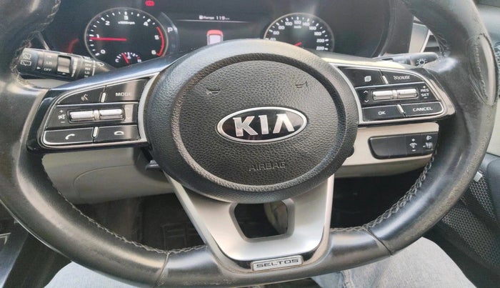 2020 KIA SELTOS HTX PLUS AT1.5 DIESEL, Diesel, Automatic, 1,60,065 km, interior