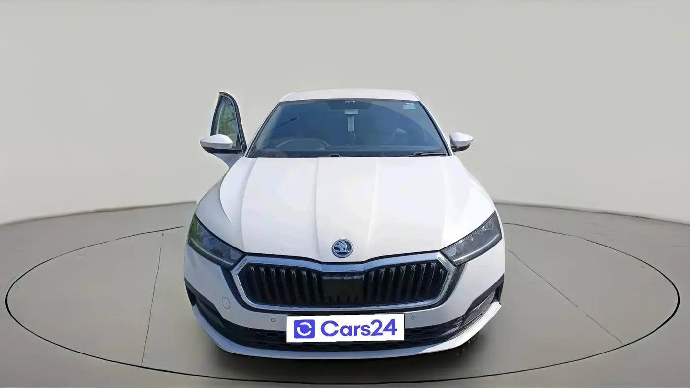 2021 Skoda Octavia STYLE 2.0, Petrol, Automatic, 72,679 km, exterior