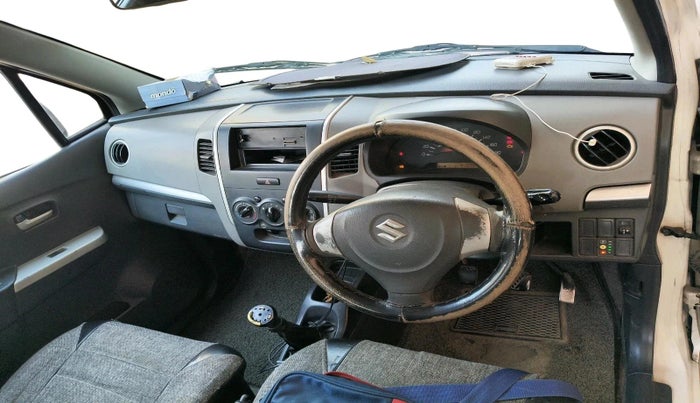 2011 Maruti Wagon R 1.0 LXI CNG, CNG, Manual, 4,13,384 km, interior