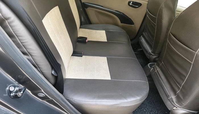 2011 Hyundai i10 MAGNA 1.2, Petrol, Manual, 93,535 km, interior