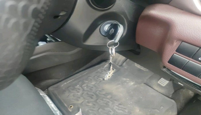 2024 Maruti FRONX DELTA PLUS 1.2L AGS, Petrol, Automatic, 28,718 km, interior