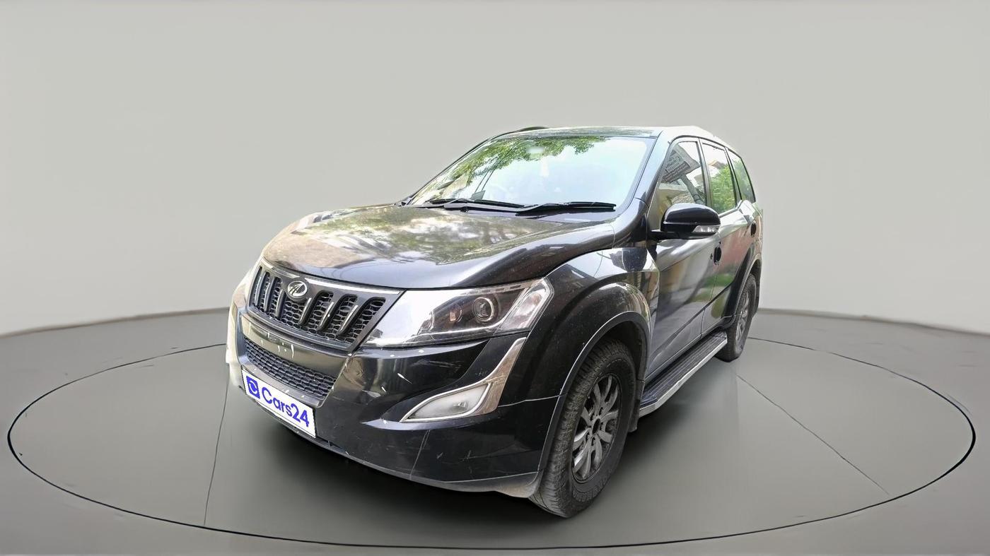 2018 Mahindra XUV500 W6 AT, Diesel, Automatic, 93,085 km, exterior