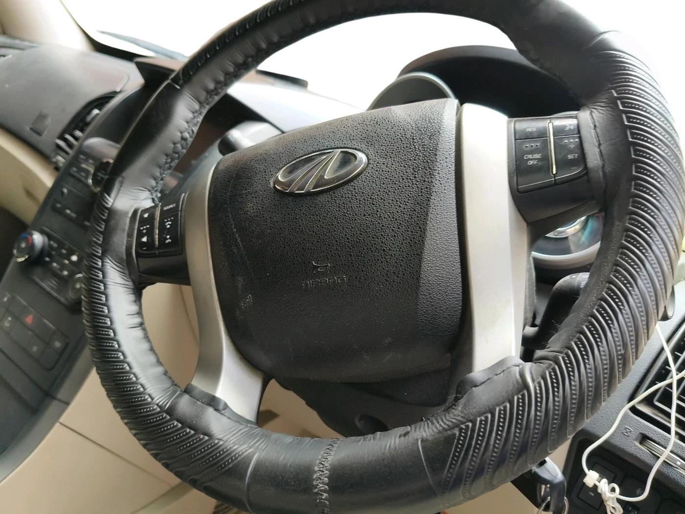 2018 Mahindra XUV500 W6 AT, Diesel, Automatic, 93,085 km, interior