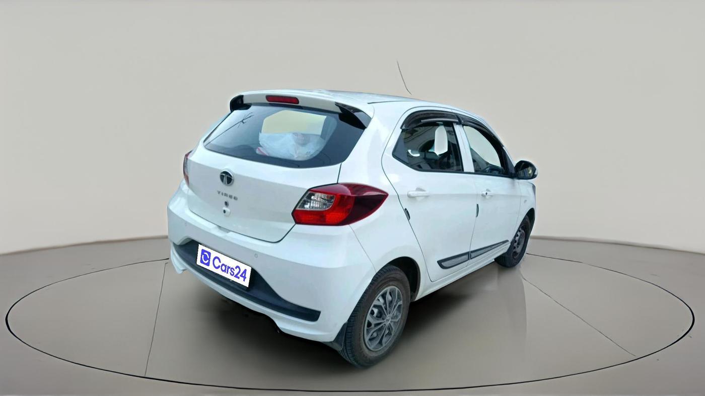 2024 Tata Tiago XE PETROL, Petrol, Manual, 20,986 km, exterior