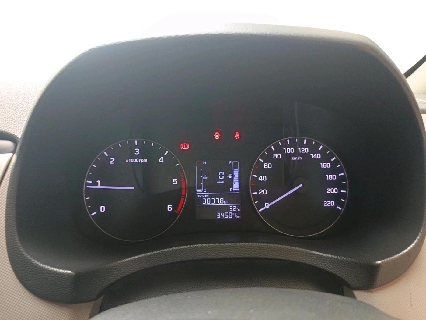 2018 Hyundai Creta E PLUS 1.4 DIESEL, Diesel, Manual, 34,584 km, interior