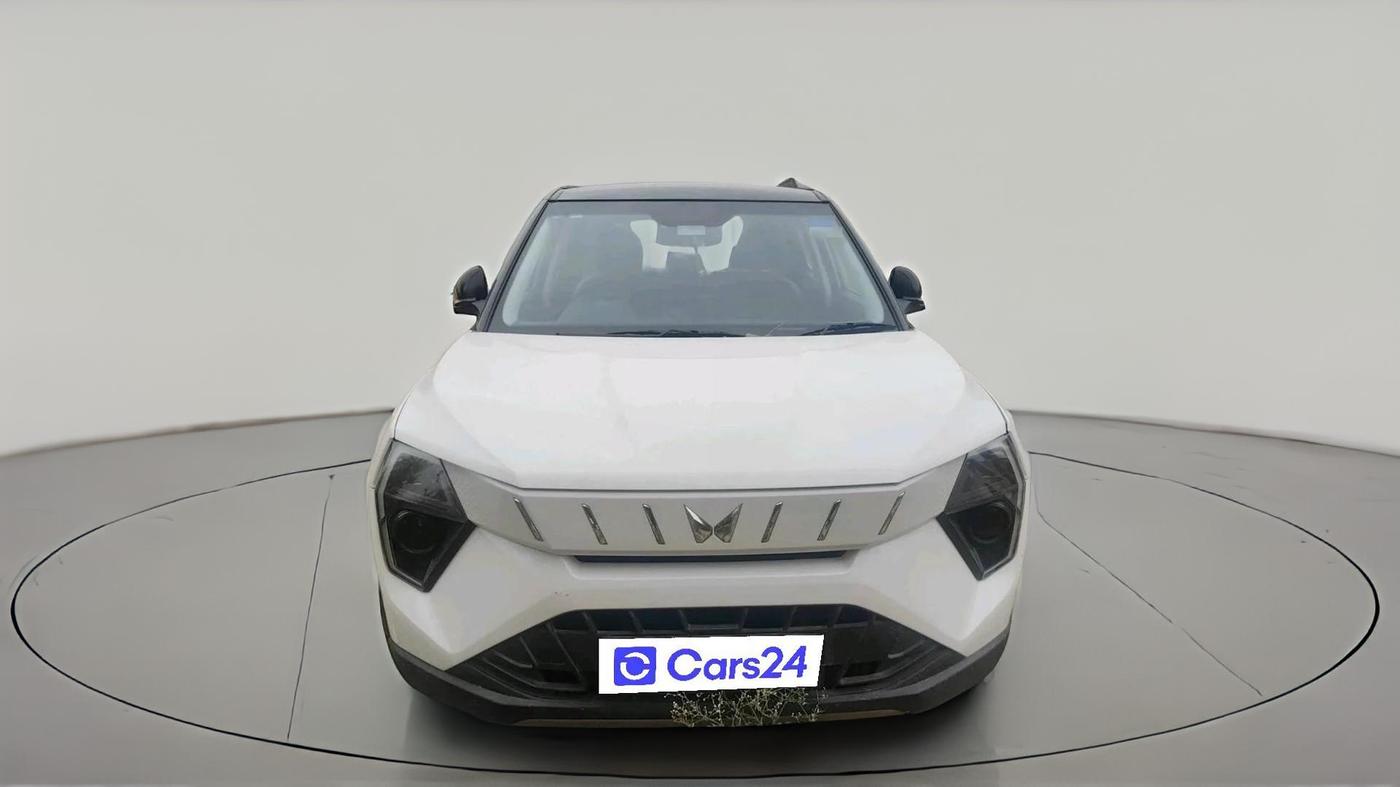 2025 Mahindra XUV 3XO REVX A 1.2 Petrol MT, Petrol, Manual, 6,410 km, exterior
