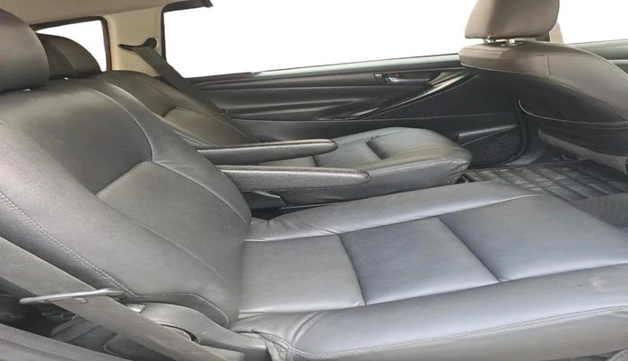 2018 Toyota Innova Crysta 2.8 GX AT 7 STR, Diesel, Automatic, 2,07,120 km, interior