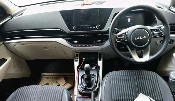 2022 KIA CARENS PRESTIGE PLUS 1.4 PETROL 7 STR, Petrol, Manual, 48,748 km, interior