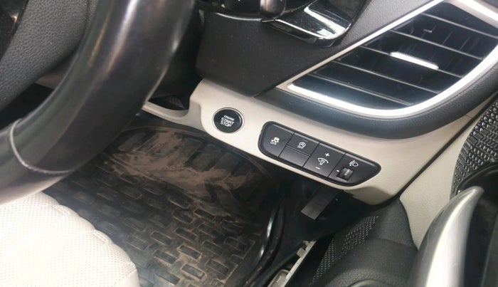 2023 KIA SELTOS HTX PETROL 1.5, Petrol, Manual, 34,248 km, interior