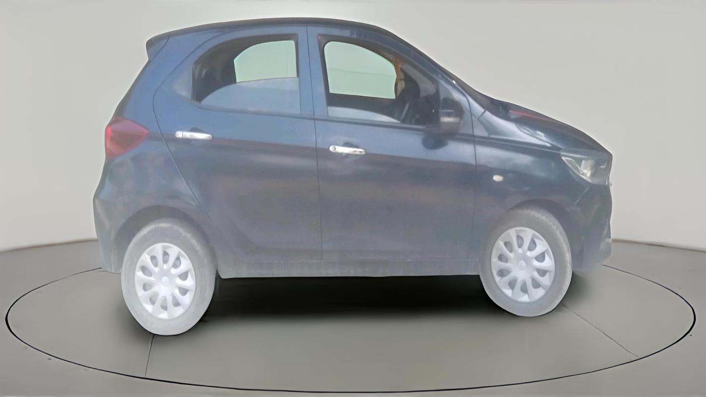 2022 Tata Tiago XT CNG, CNG, Manual, 80,353 km, exterior