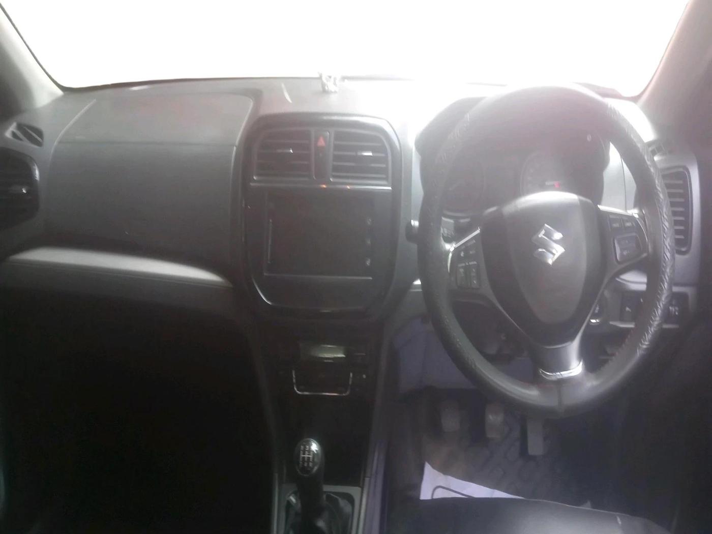 2017 Maruti Vitara Brezza ZDI PLUS, Diesel, Manual, 92,180 km, interior