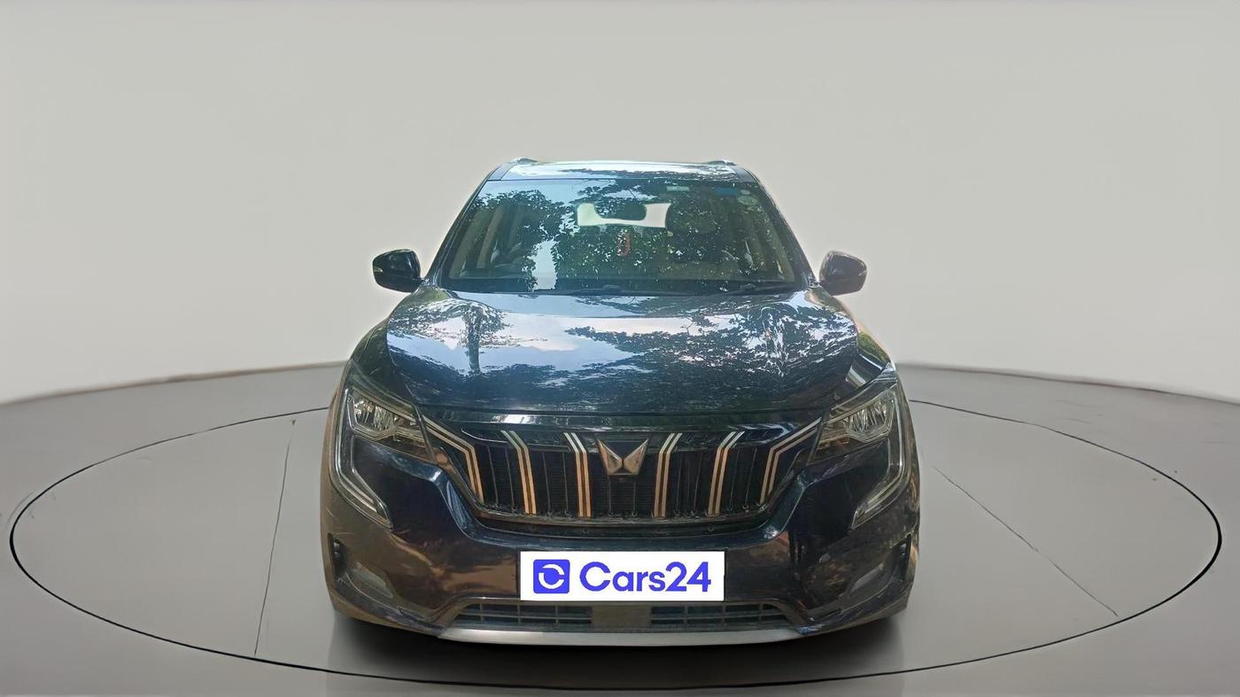2021 Mahindra XUV700 AX 7 P AT 7 STR, Petrol, Automatic, 49,710 km, exterior