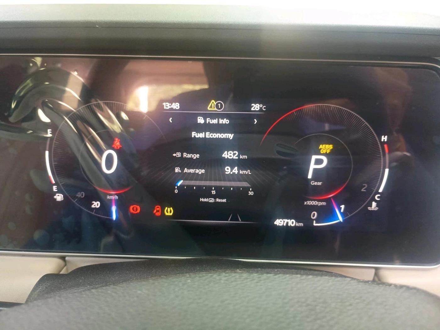 2021 Mahindra XUV700 AX 7 P AT 7 STR, Petrol, Automatic, 49,710 km, interior