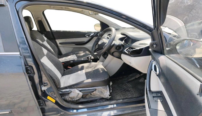 2022 Tata TIGOR XZ PLUS CNG, CNG, Manual, 81,671 km, interior