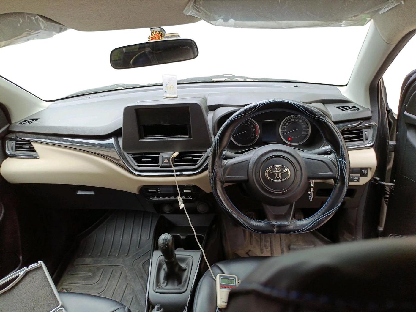 2022 Toyota Glanza E, Petrol, Manual, 25,391 km, interior