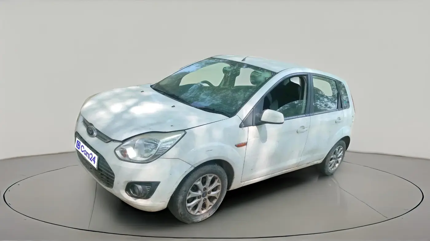 2013 Ford Figo TITANIUM 1.2 PETROL, Petrol, Manual, 1,21,000 km, exterior
