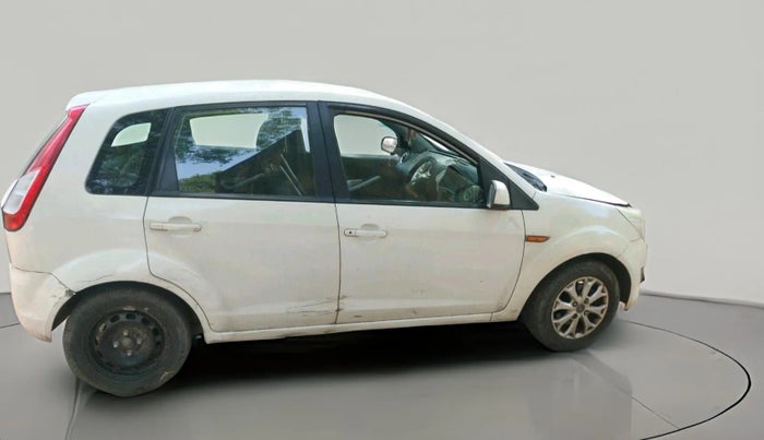 2013 Ford Figo TITANIUM 1.2 PETROL, Petrol, Manual, 1,03,971 km, exterior