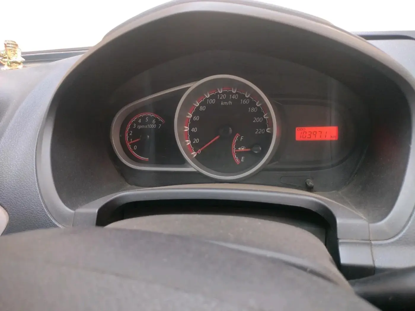 2013 Ford Figo TITANIUM 1.2 PETROL, Petrol, Manual, 1,21,000 km, interior