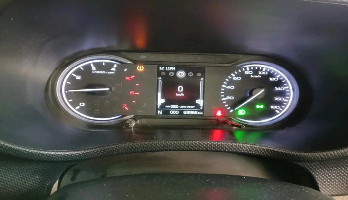 2022 Mahindra BOLERO NEO N 10 (O), Diesel, Manual, 69,966 km, interior