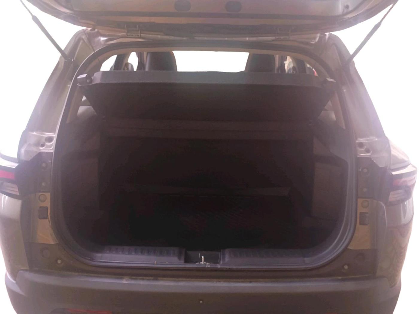 2024 Maruti BREZZA LXI, Petrol, Manual, 17,629 km, exterior