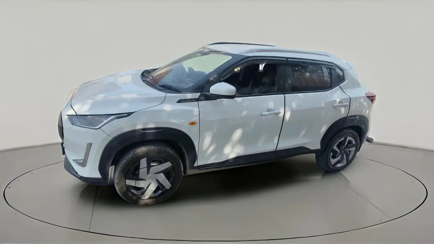 2021 Nissan MAGNITE XE, CNG, Manual, 35,000 km, exterior