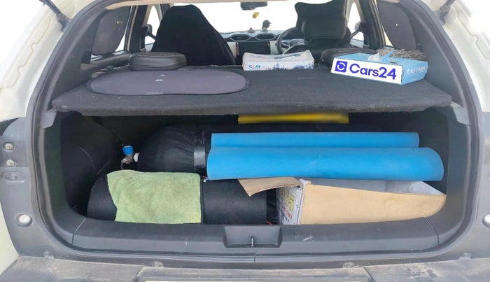 2021 Nissan MAGNITE XE, CNG, Manual, 33,801 km, exterior