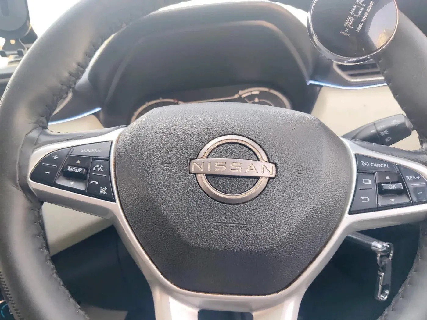 2021 Nissan MAGNITE XE, CNG, Manual, 35,000 km, interior