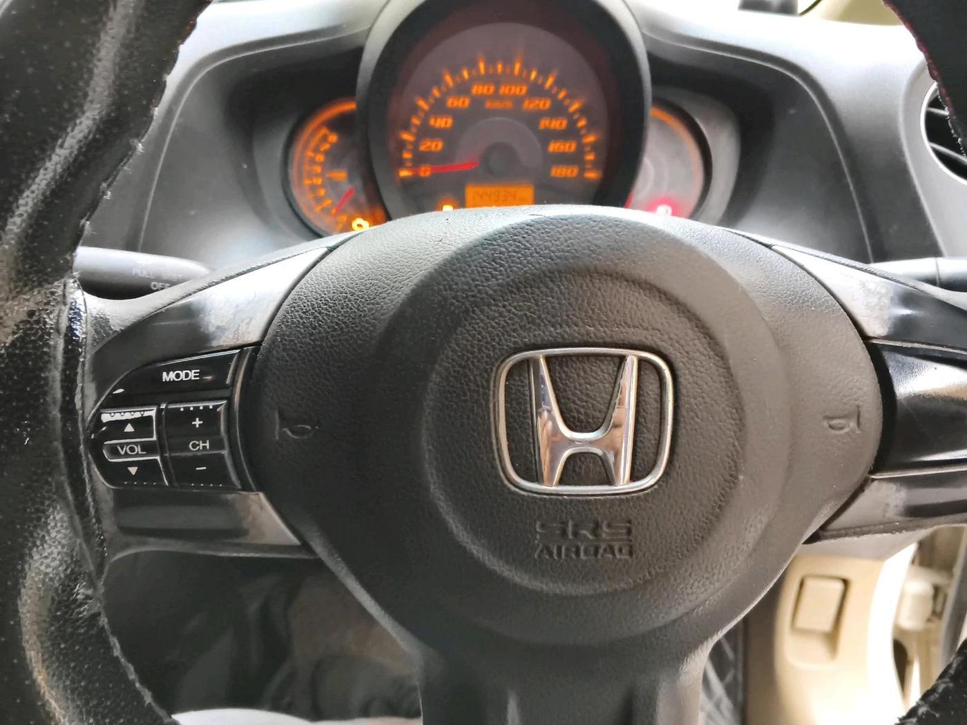 2014 Honda Amaze 1.2L I-VTEC VX, CNG, Manual, 1,44,934 km, interior