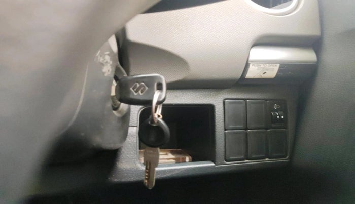 2011 Maruti Wagon R 1.0 LXI, Petrol, Manual, 41,496 km, interior