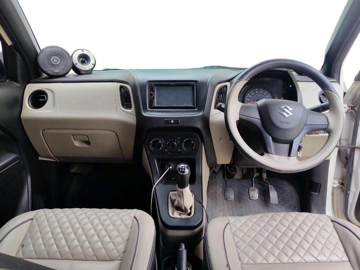 2019 Maruti New Wagon-R LXI 1.0, Petrol, Manual, 67,512 km, interior