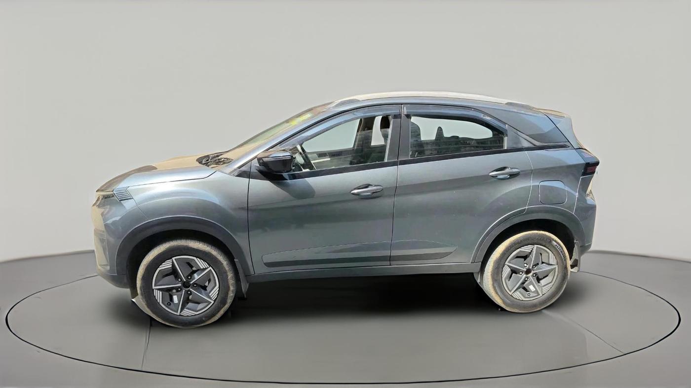 2024 Tata NEXON CREATIVE + 1.5 DIESEL, Diesel, Manual, 34,406 km, exterior