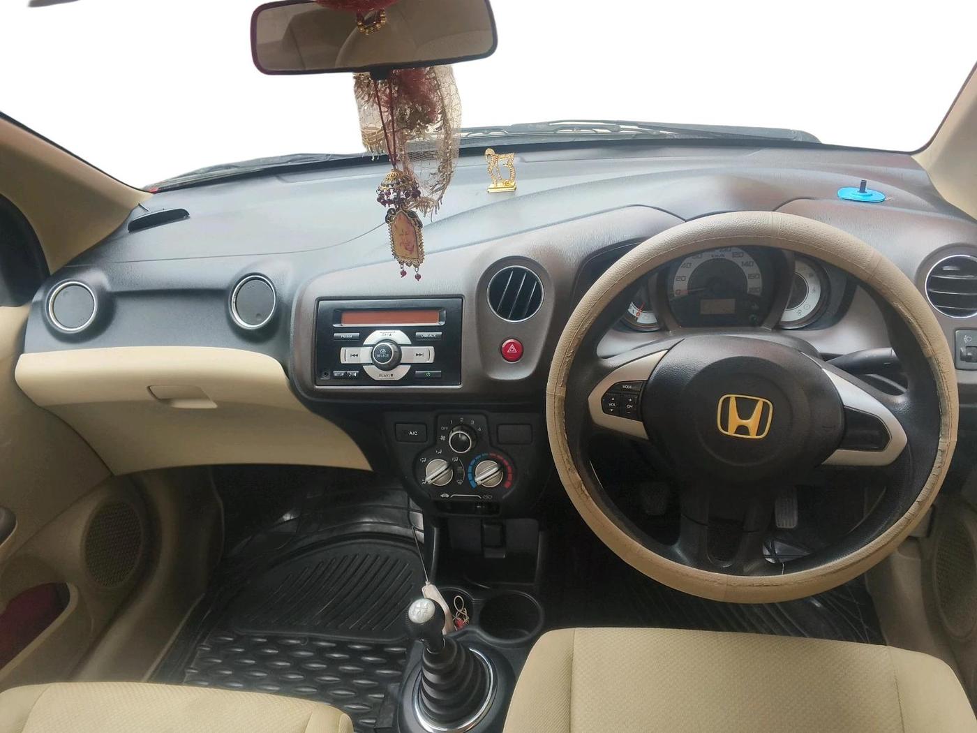 2013 Honda Brio S MT, Petrol, Manual, 51,725 km, interior