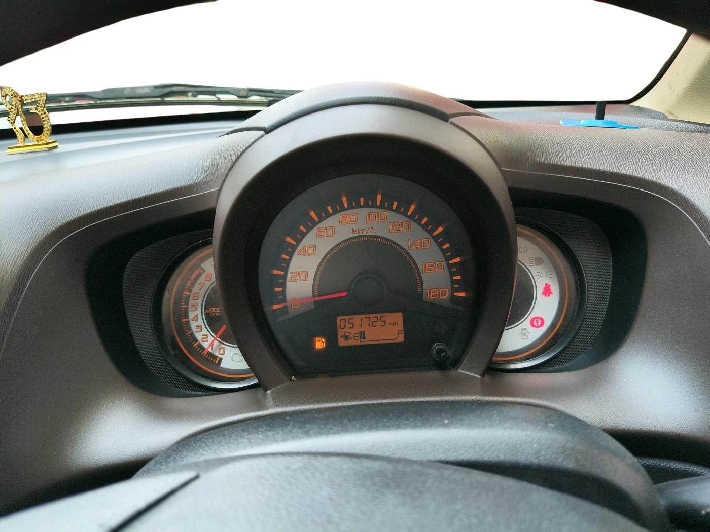 2013 Honda Brio S MT, Petrol, Manual, 51,725 km, interior