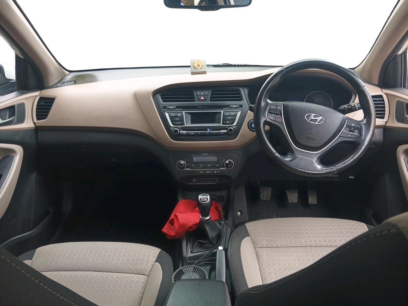 2016 Hyundai Elite i20 ASTA 1.2, Petrol, Manual, 46,919 km, interior