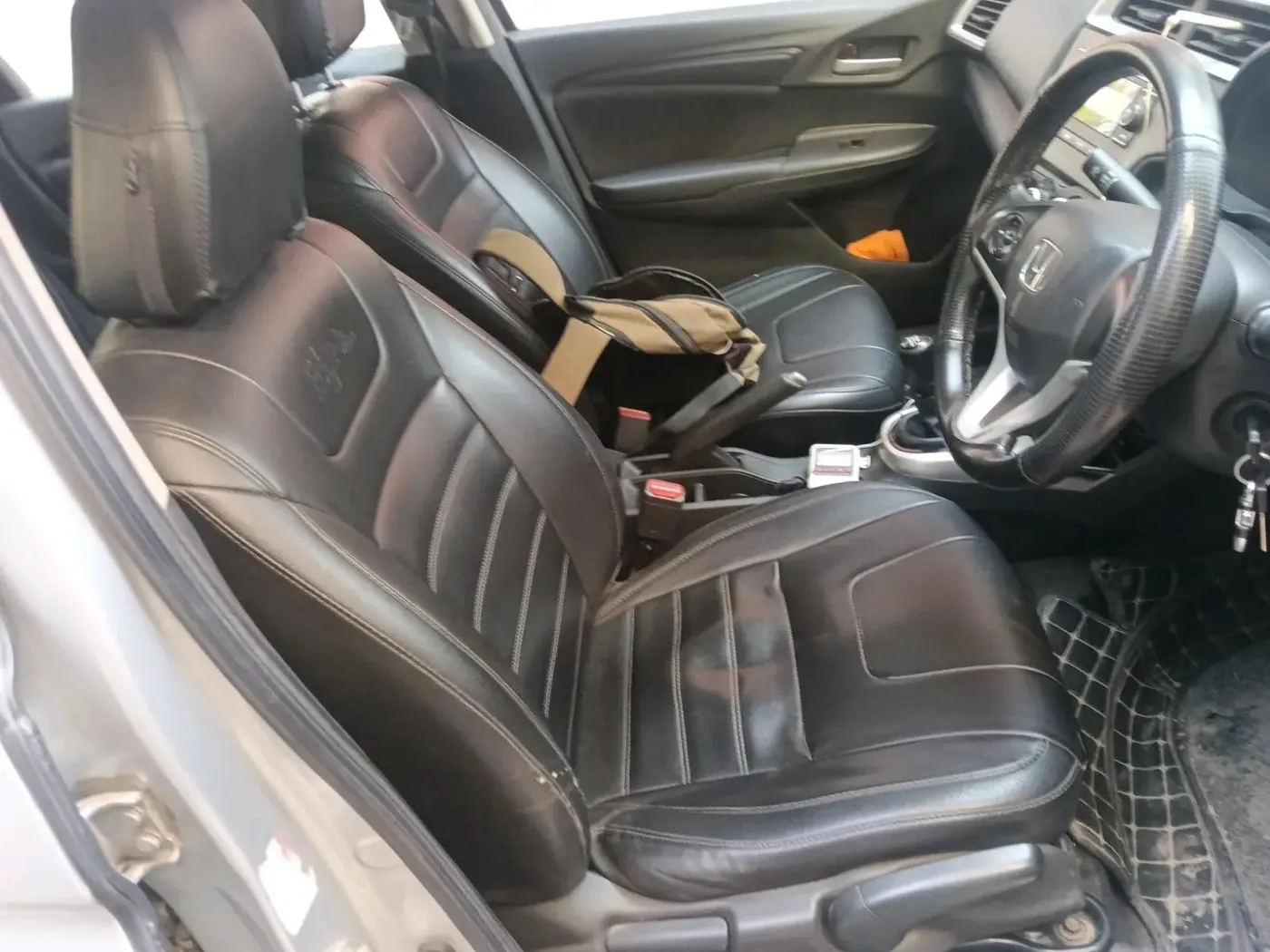 2019 Honda WR-V 1.5L I-DTEC S MT, Diesel, Manual, 45,038 km, interior