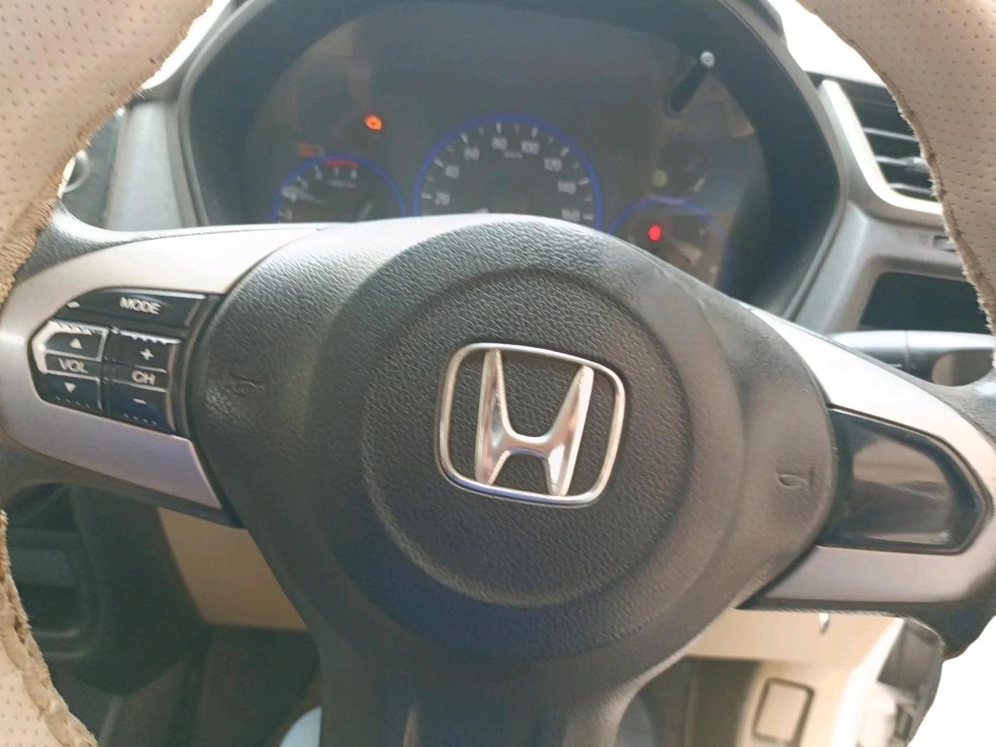 2017 Honda Amaze 1.2L I-VTEC S, Petrol, Manual, 96,150 km, interior