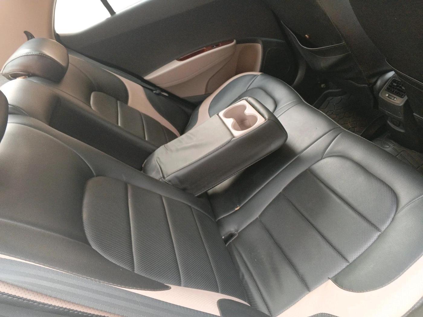 2014 Hyundai Xcent SX 1.2 (O), Petrol, Manual, 63,724 km, interior