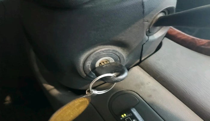 2013 Hyundai i10 ERA 1.1, CNG, Manual, 1,26,300 km, interior