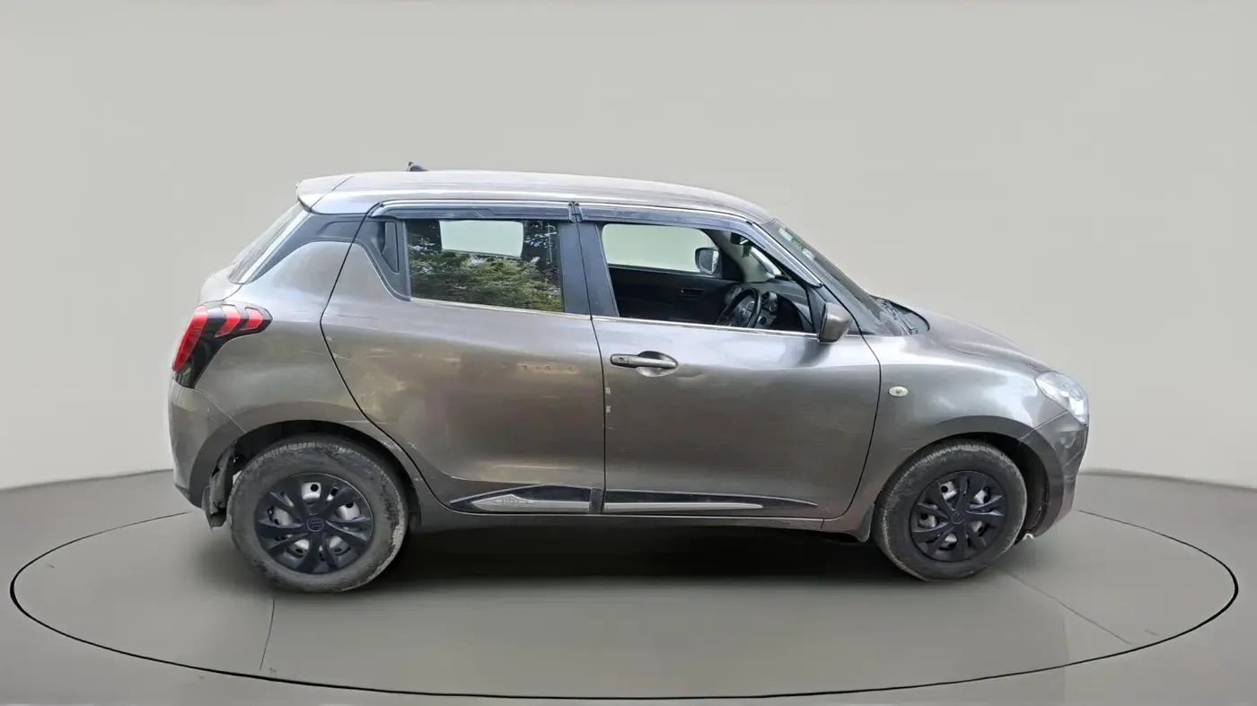 2018 Maruti Swift LXI, Petrol, Manual, 74,453 km, exterior