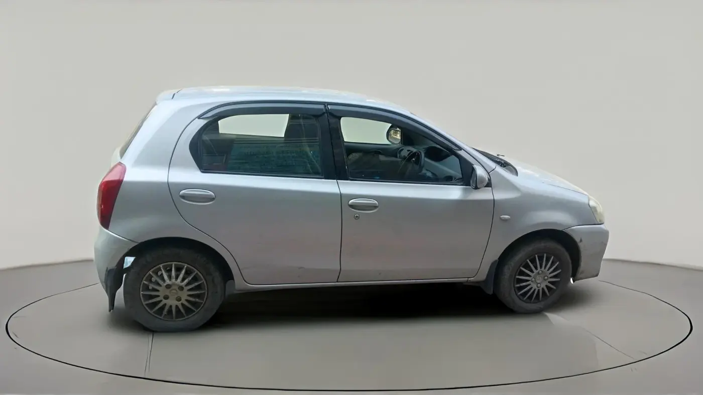2011 Toyota Etios Liva G, CNG, Manual, 97,508 km, exterior