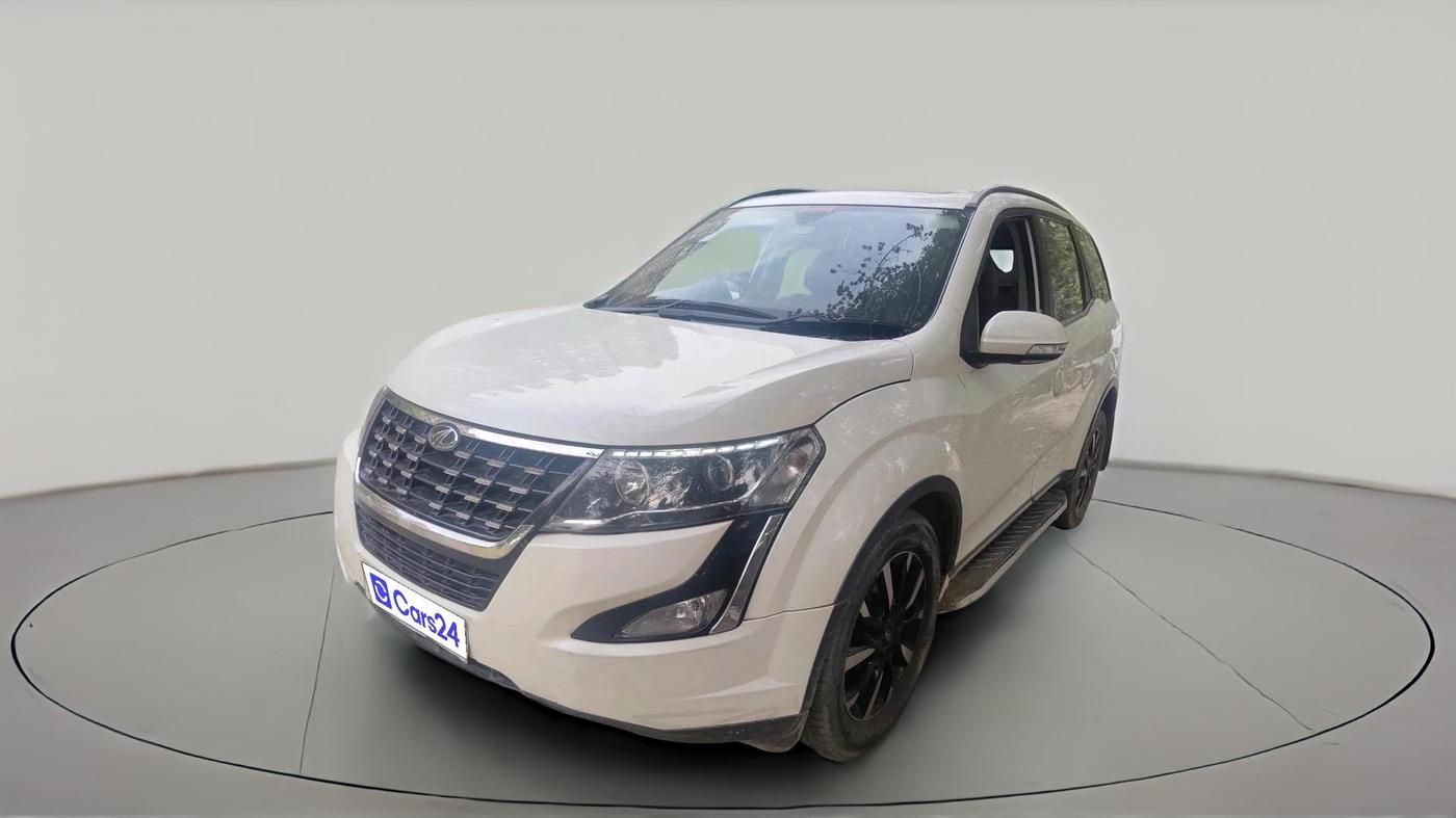 2019 Mahindra XUV500 W11, Diesel, Manual, 73,869 km, exterior