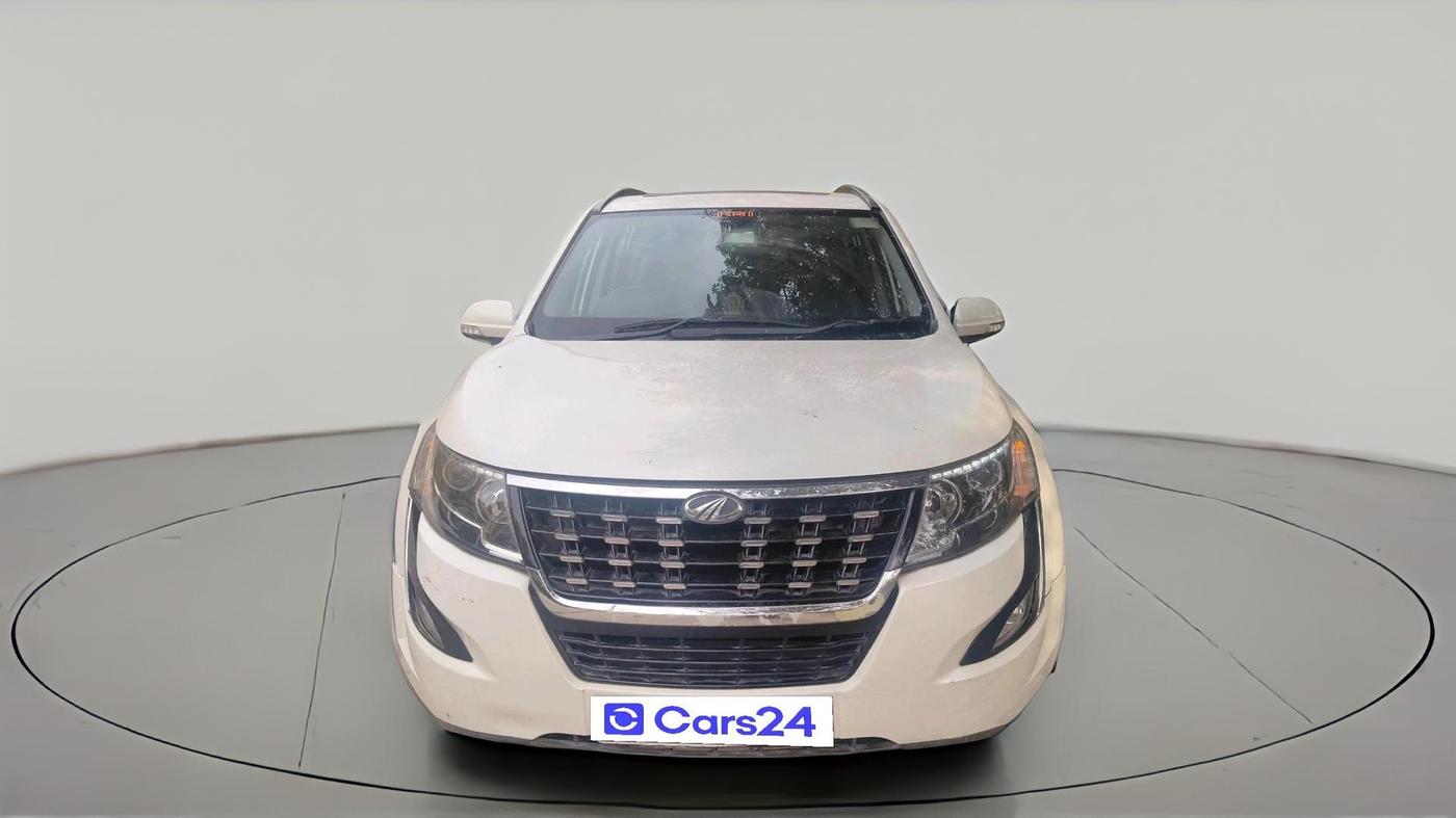 2019 Mahindra XUV500 W11, Diesel, Manual, 73,869 km, exterior