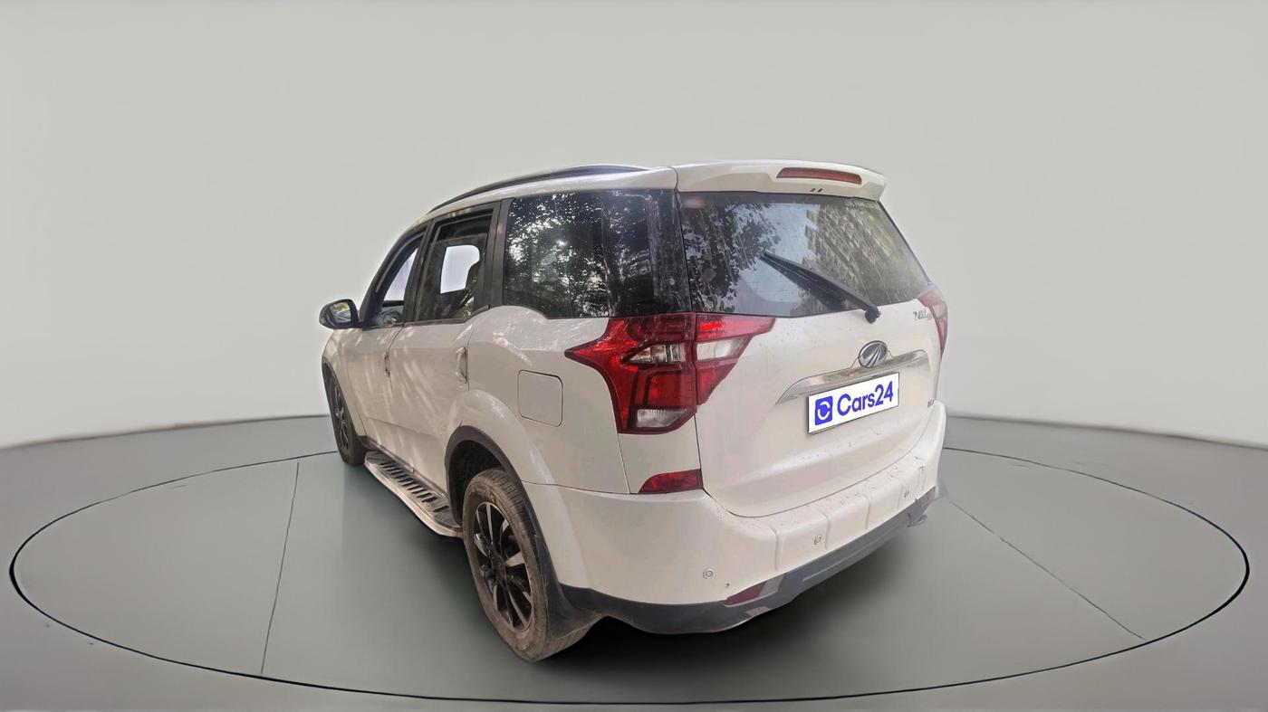 2019 Mahindra XUV500 W11, Diesel, Manual, 73,869 km, exterior