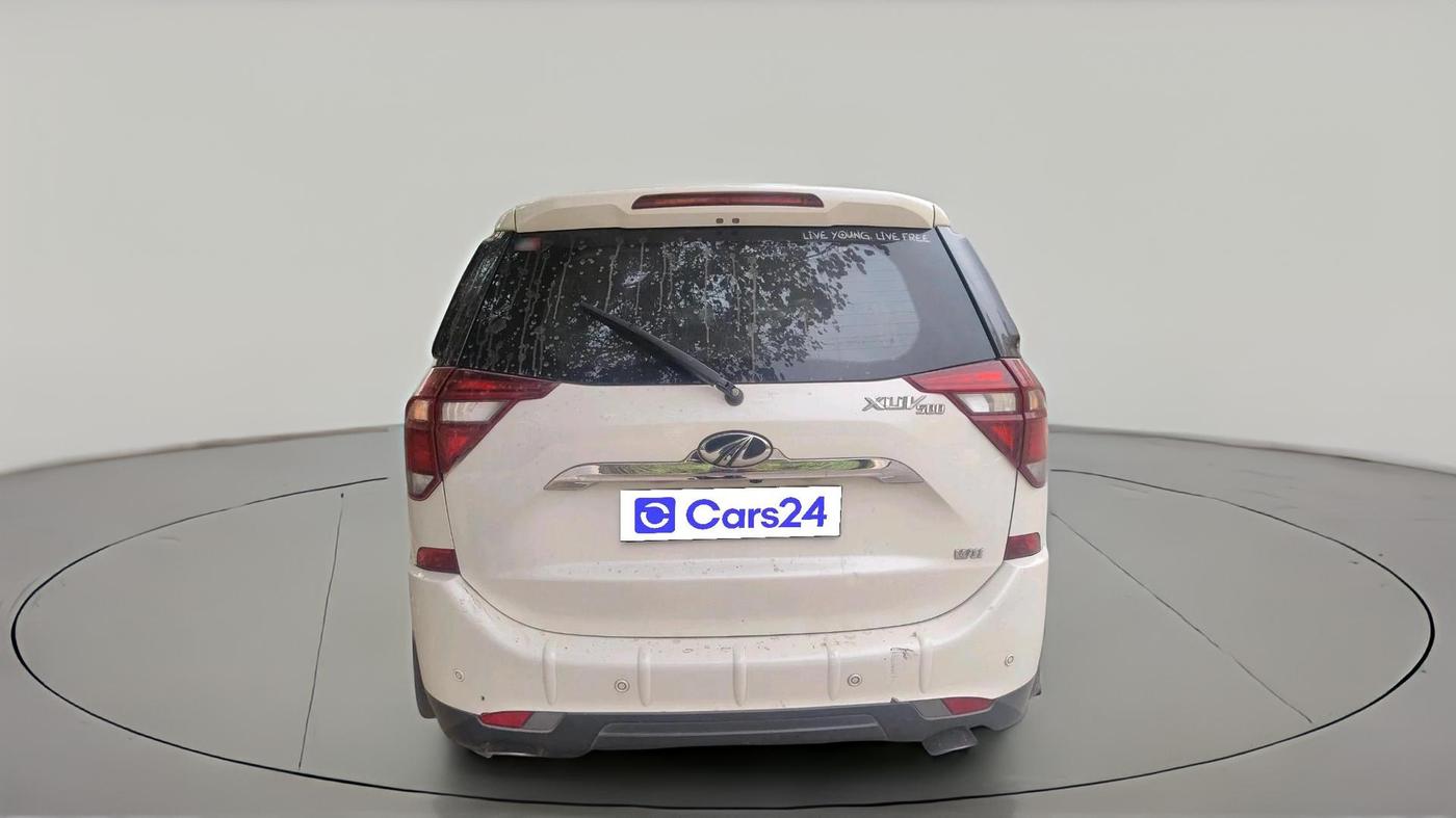 2019 Mahindra XUV500 W11, Diesel, Manual, 73,869 km, exterior