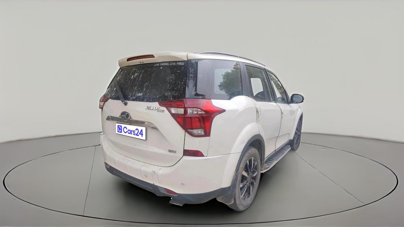2019 Mahindra XUV500 W11, Diesel, Manual, 73,869 km, exterior