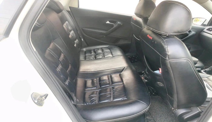 2019 Volkswagen Polo HIGHLINE PLUS 1.5 16 ALLOY, Diesel, Manual, 1,14,273 km, interior